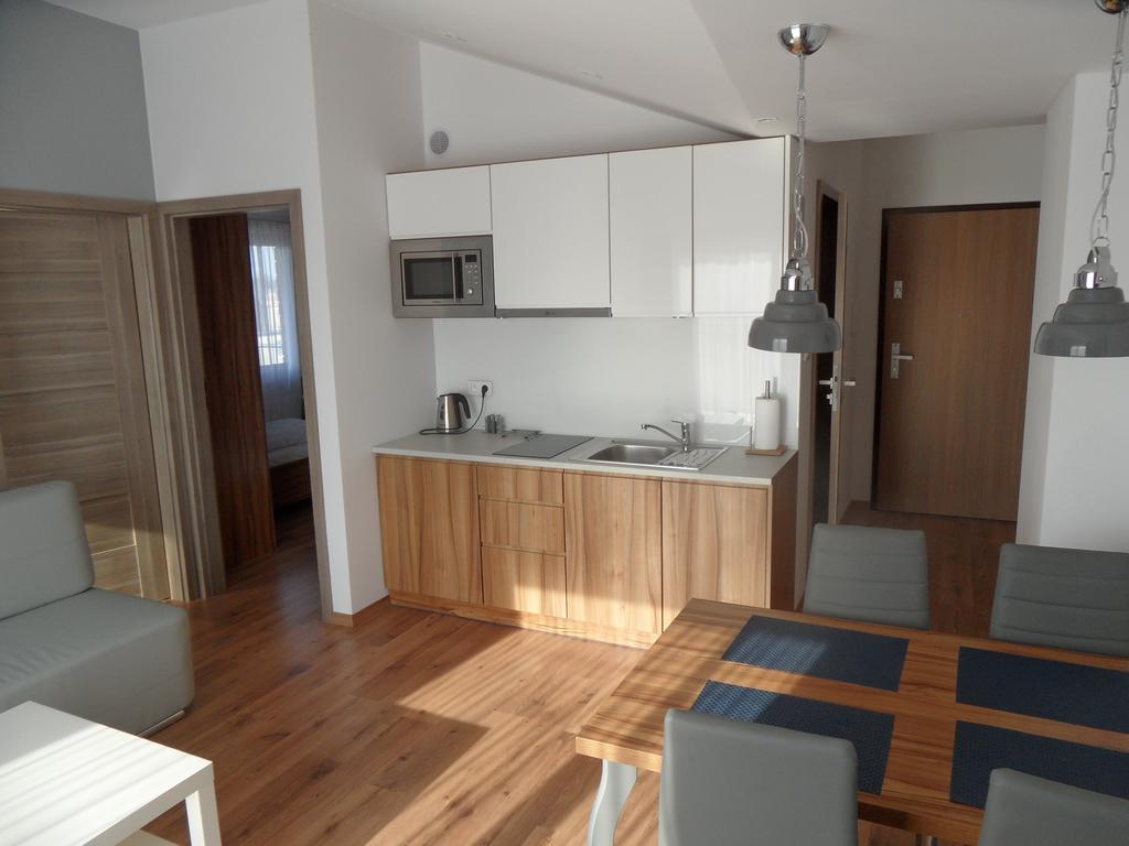 Marina Plaza Apartamenty Ястарня Экстерьер фото