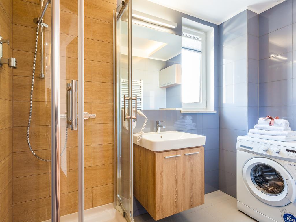 Marina Plaza Apartamenty Ястарня Экстерьер фото